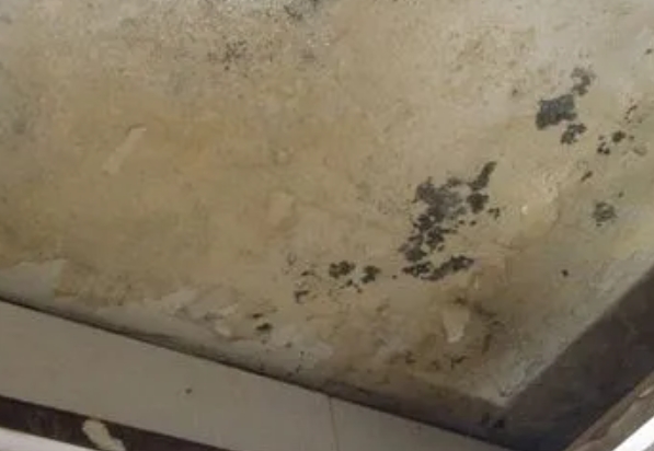 敦化阳台漏水维修公司分享下敦化卫生间渗水维修需要注意哪些问题。